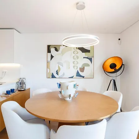 Séjour chez l'habitant Luxury With Balcony And Shared In The Parque Eduardo Vii Area Lisboa