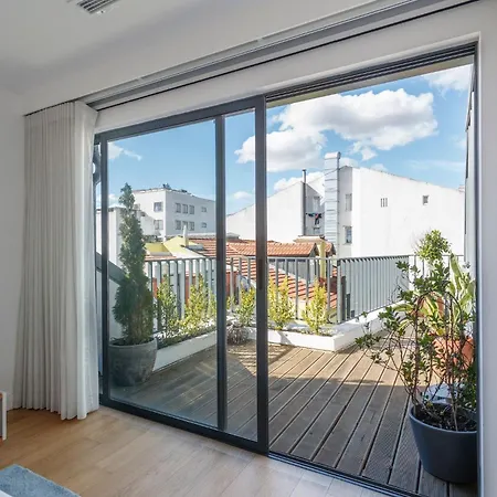 民宿 Luxury With Balcony And Shared In The Parque Eduardo Vii Area